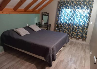 Chambre étage lit double